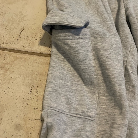 Refuge Athletics Grey Cargo Joggers - Medium - Picture 5 of 8